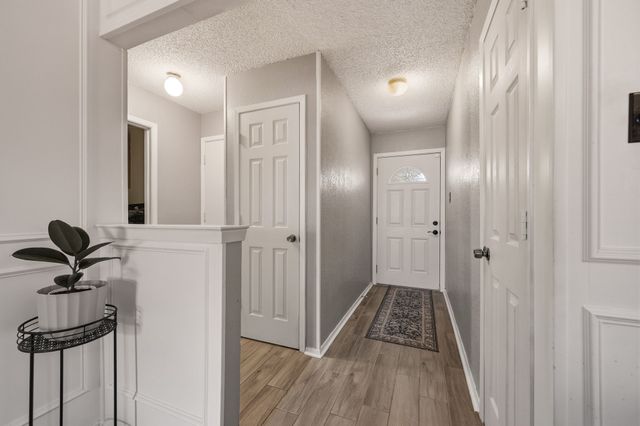 8009 Berrybrook Drive, Watauga, TX 76148