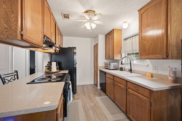 8009 Berrybrook Drive, Watauga, TX 76148