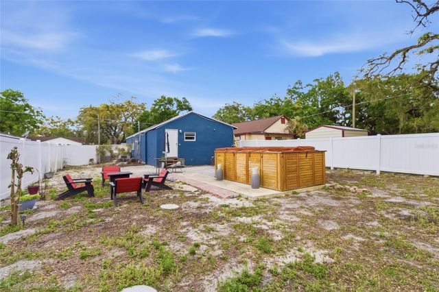 1613 E CHELSEA STREET, Tampa, FL 33610