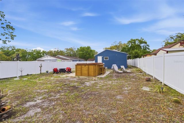 1613 E CHELSEA STREET, Tampa, FL 33610