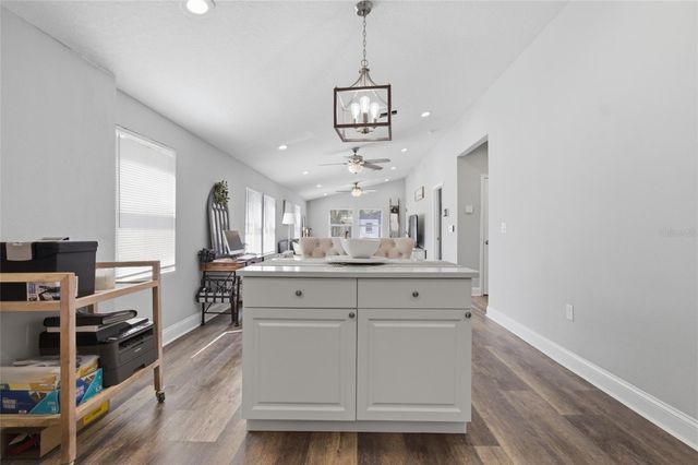 1613 E CHELSEA STREET, Tampa, FL 33610