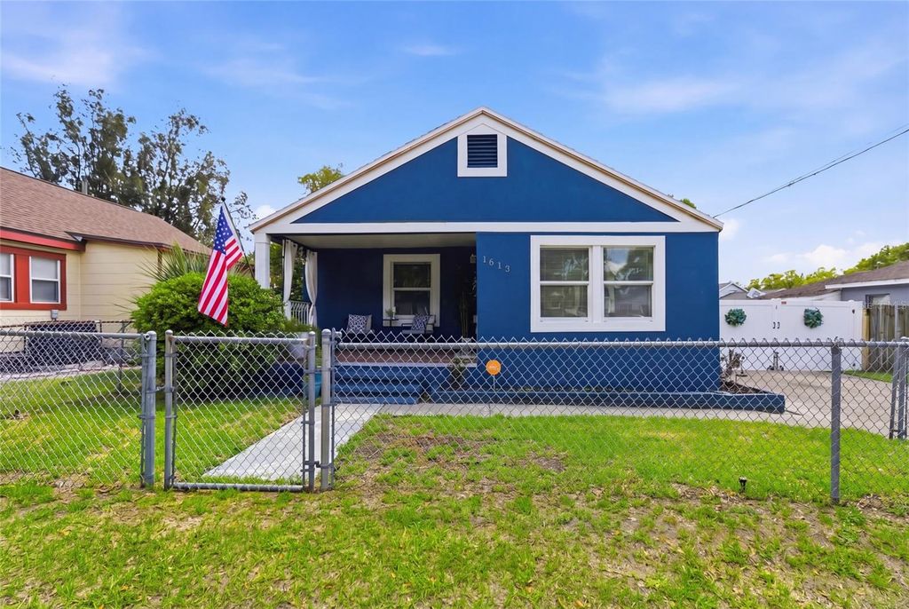 1613 E CHELSEA STREET, Tampa, FL 33610