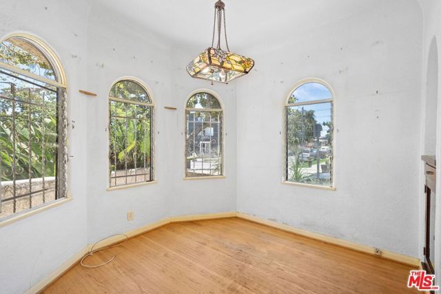 227 S Stanley Drive, Beverly Hills, CA 90211