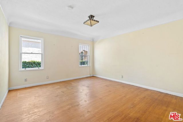 227 S Stanley Drive, Beverly Hills, CA 90211