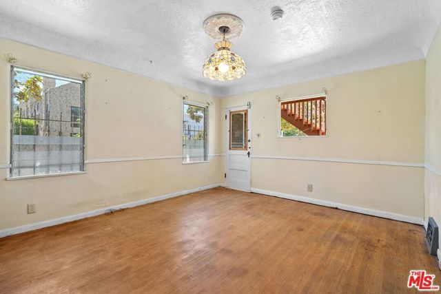 227 S Stanley Drive, Beverly Hills, CA 90211