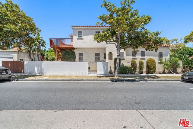 227 S Stanley Drive, Beverly Hills, CA 90211
