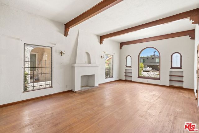 227 S Stanley Drive, Beverly Hills, CA 90211