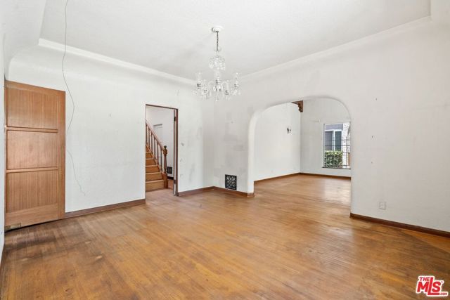 227 S Stanley Drive, Beverly Hills, CA 90211