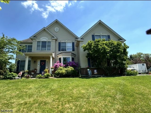 1 Tanager Dr, Raritan Twp., NJ 08551