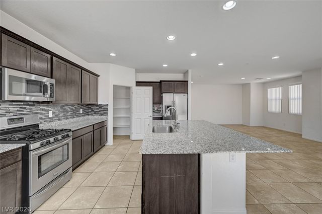 4620 High Anchor Street, Las Vegas, NV 89121