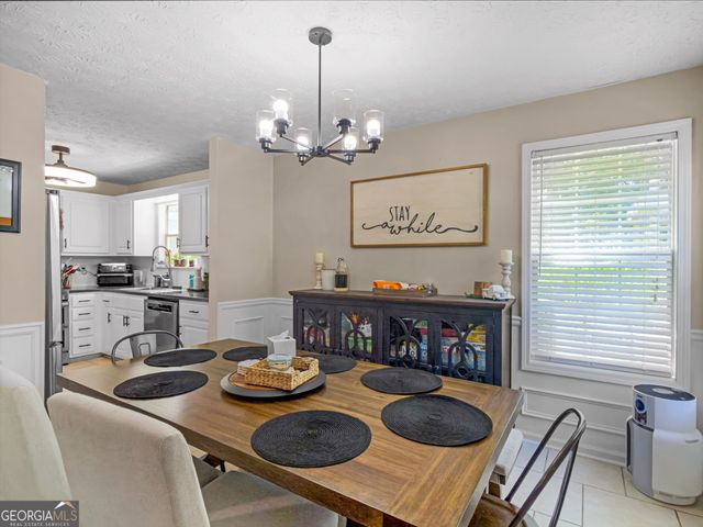 325 Wild Turkey Lane, Locust Grove, GA 30248