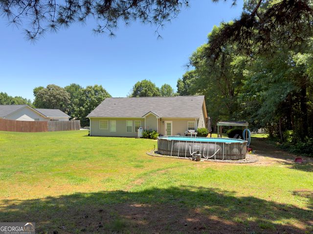 325 Wild Turkey Lane, Locust Grove, GA 30248