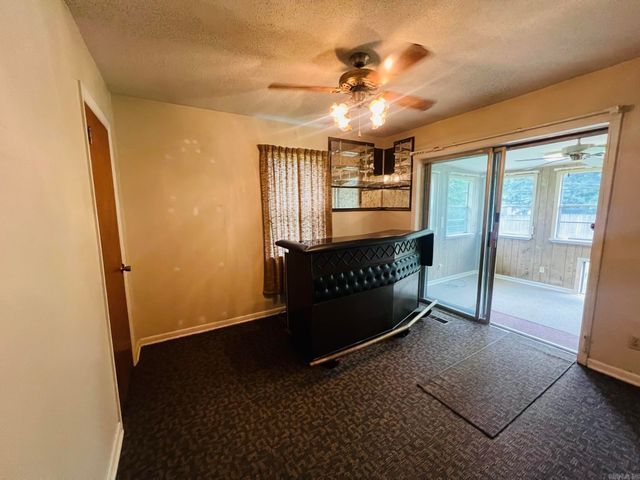 916 Southeastern Avenue, Jacksonville, AR 72076