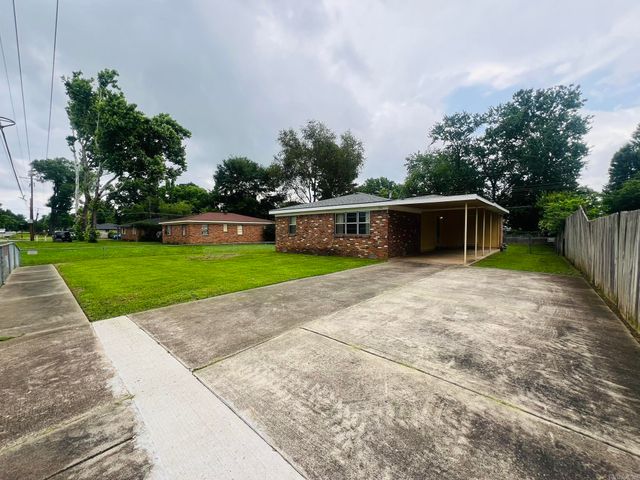 916 Southeastern Avenue, Jacksonville, AR 72076