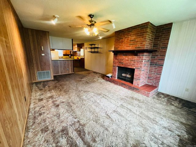 916 Southeastern Avenue, Jacksonville, AR 72076