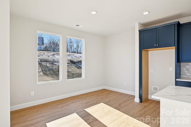 605 Banter Lane 37, Cramerton, NC 28032