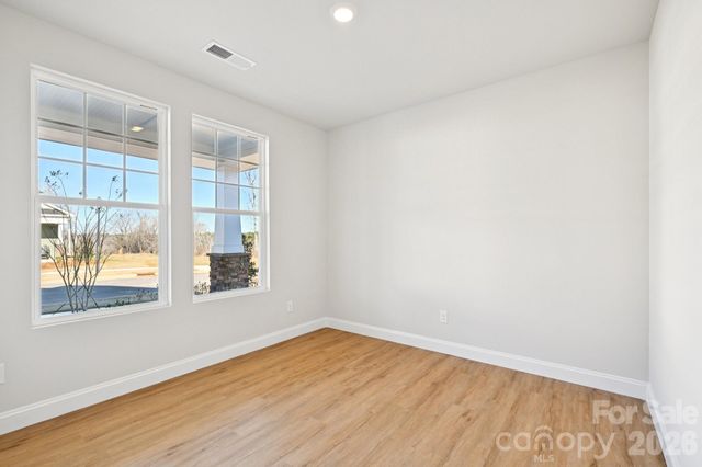 605 Banter Lane 37, Cramerton, NC 28032