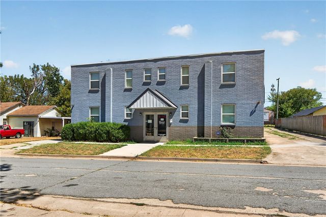 715 N 3rd Street, Rogers, AR 72756
