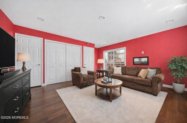 292 Summerhill Road, East Brunswick, NJ 08816