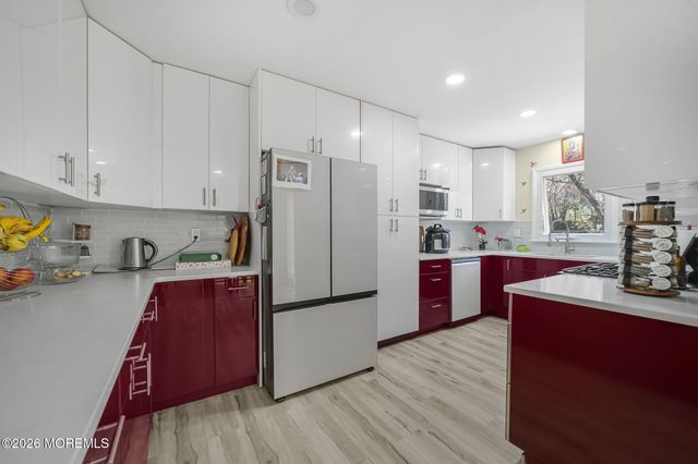 292 Summerhill Road, East Brunswick, NJ 08816