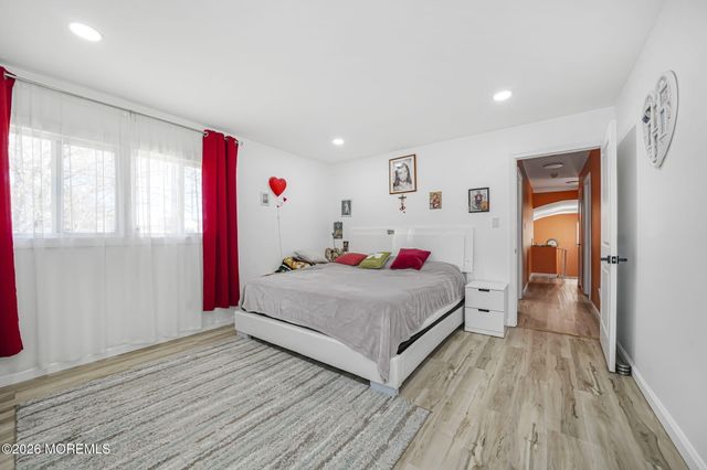 292 Summerhill Road, East Brunswick, NJ 08816