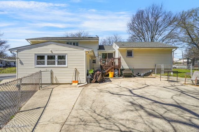 292 Summerhill Road, East Brunswick, NJ 08816