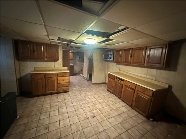 613 Duquesne Ave, Canonsburg, PA 15317