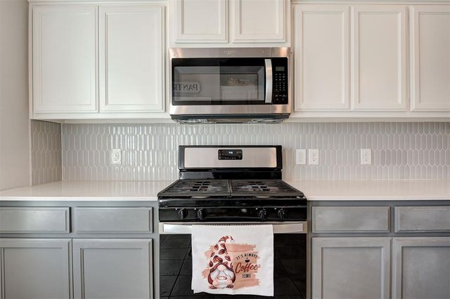 465 Compass Drive, Yukon, OK 73099