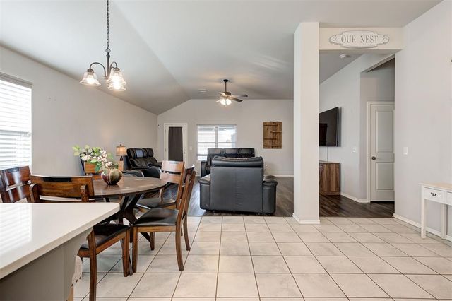 465 Compass Drive, Yukon, OK 73099