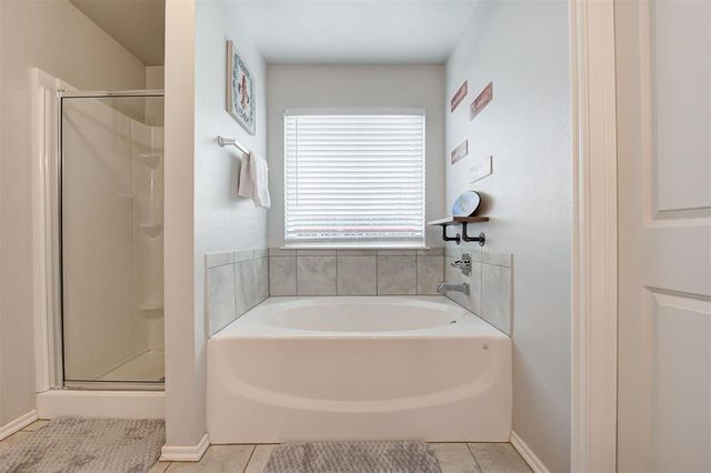 465 Compass Drive, Yukon, OK 73099