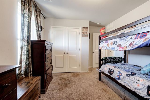 465 Compass Drive, Yukon, OK 73099