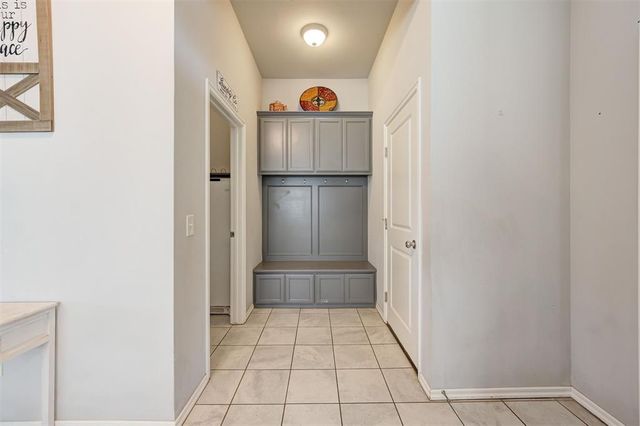 465 Compass Drive, Yukon, OK 73099