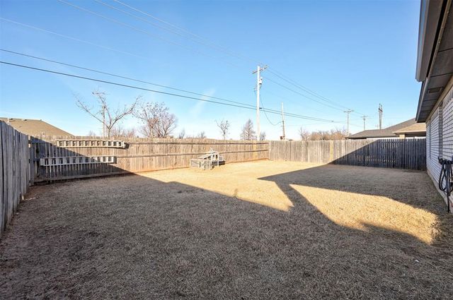 465 Compass Drive, Yukon, OK 73099