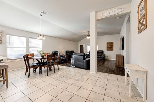 465 Compass Drive, Yukon, OK 73099