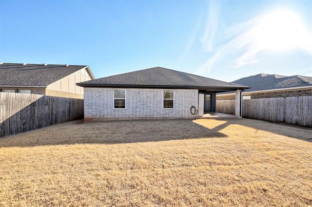 465 Compass Drive, Yukon, OK 73099