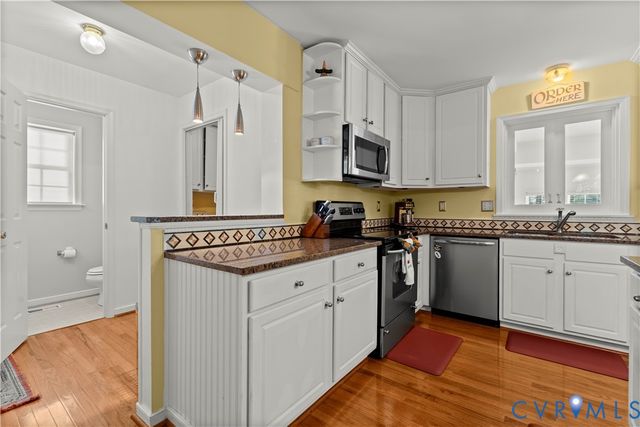 109 N Macon Ter, Ashland, VA 23005