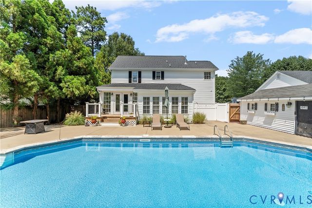109 N Macon Ter, Ashland, VA 23005