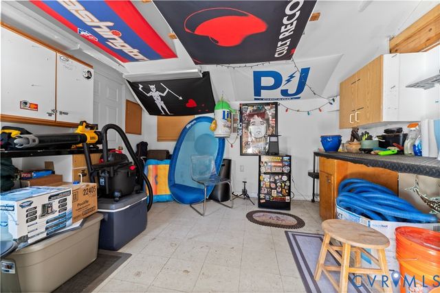 109 N Macon Ter, Ashland, VA 23005
