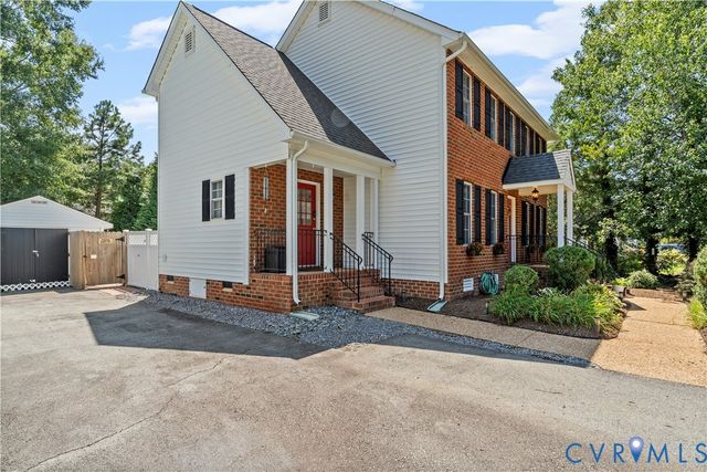 109 N Macon Ter, Ashland, VA 23005