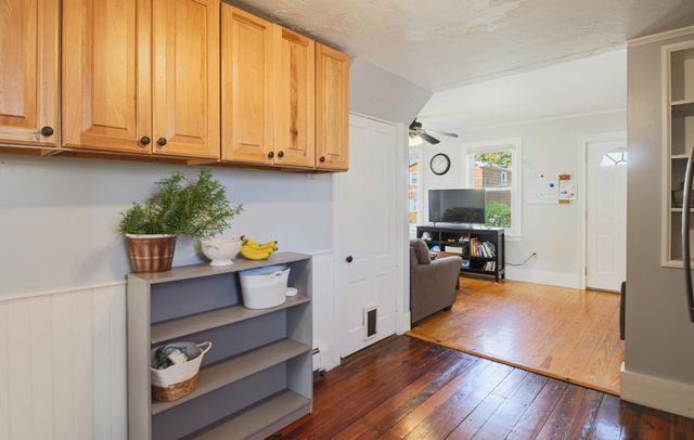 12 Brightside St, Millbury, MA 01527