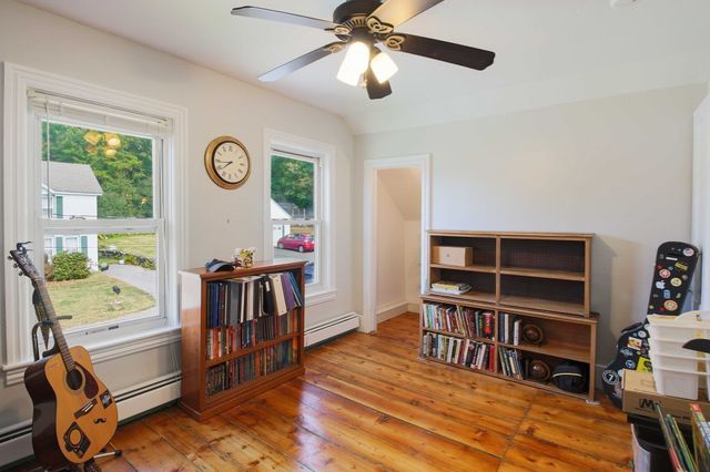 12 Brightside St, Millbury, MA 01527