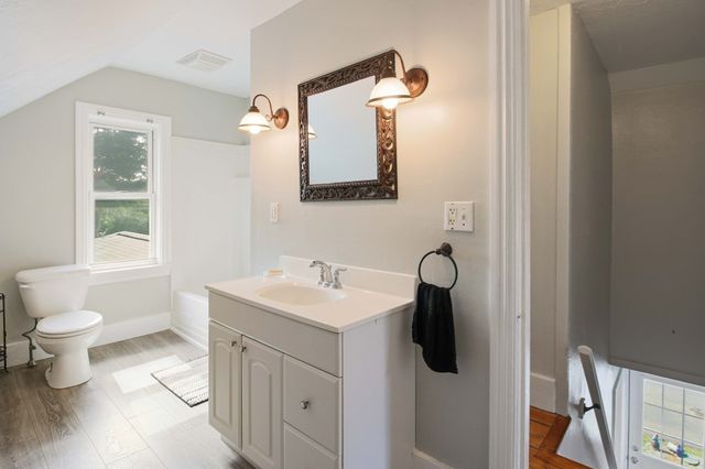 12 Brightside St, Millbury, MA 01527