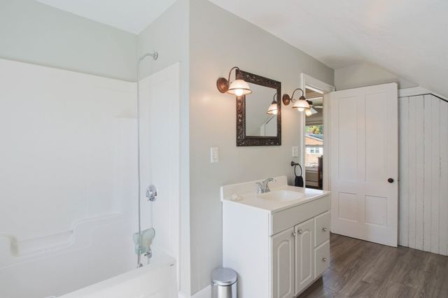 12 Brightside St, Millbury, MA 01527