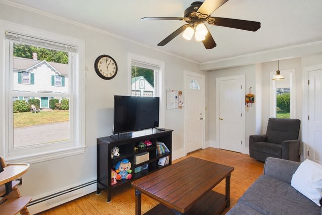 12 Brightside St, Millbury, MA 01527