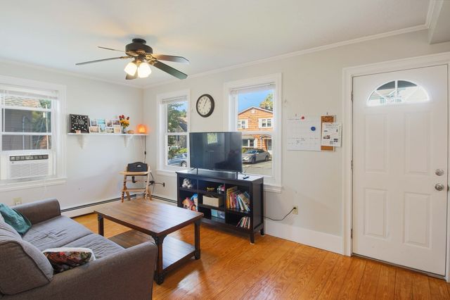 12 Brightside St, Millbury, MA 01527