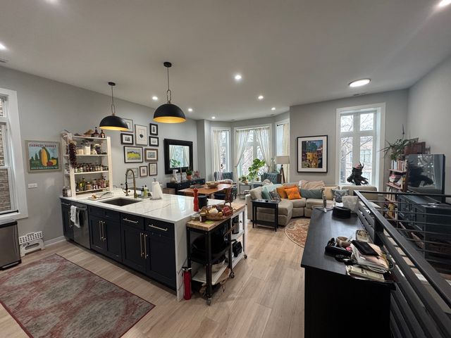 2451 N Albany Avenue 2, Chicago, IL 60647