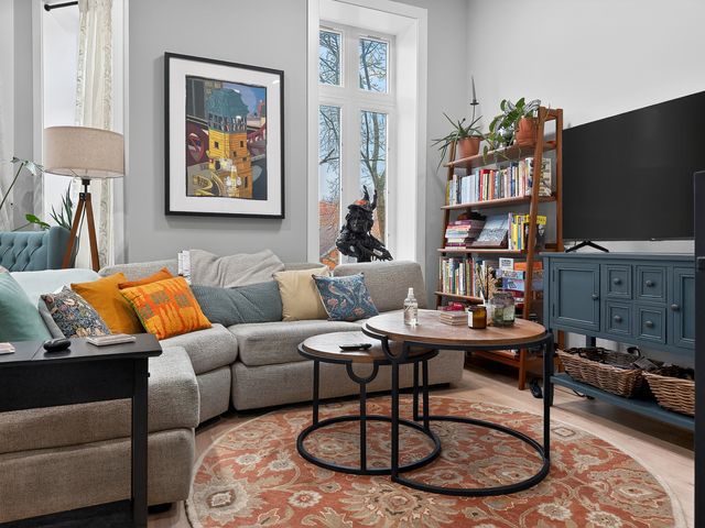 2451 N Albany Avenue 2, Chicago, IL 60647