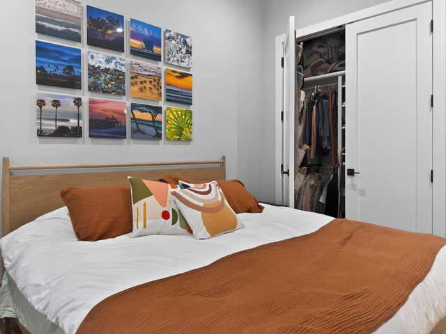 2451 N Albany Avenue 2, Chicago, IL 60647