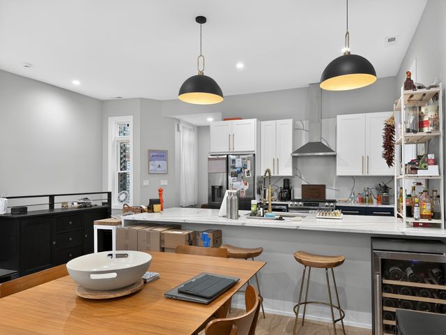 2451 N Albany Avenue 2, Chicago, IL 60647