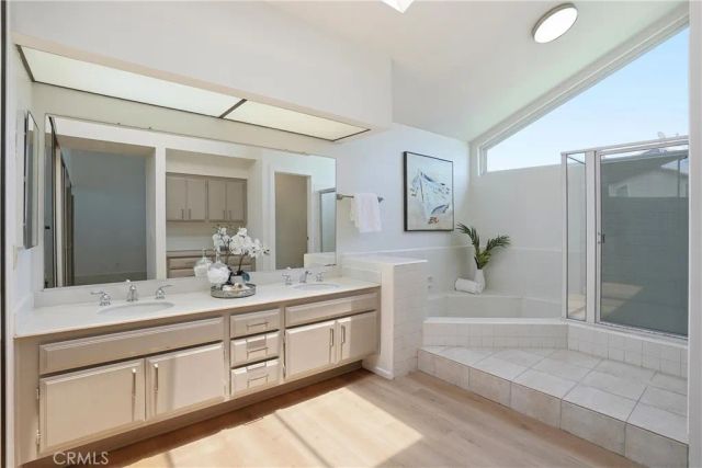 16132 Jenner Street, Westminster, CA 92683